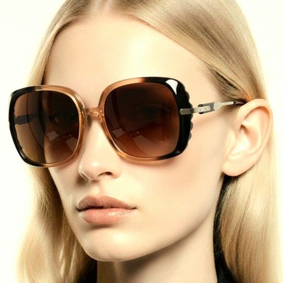 Chloé 2226 Vintage Sunglasses In Color C02 With Accessories